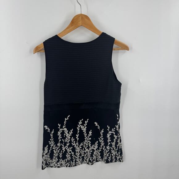 Bebe Y2K Silk Floral Bow Waist Sleeveless Top Black White Round Neck Size S - Picture 2 of 7
